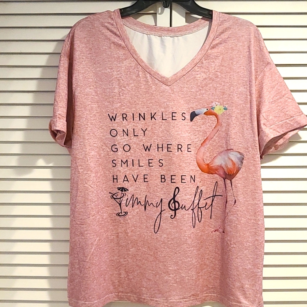 Tshirt "Wrinkles only go where smiles have been" by Jimmy Buffett NWT Flamingo